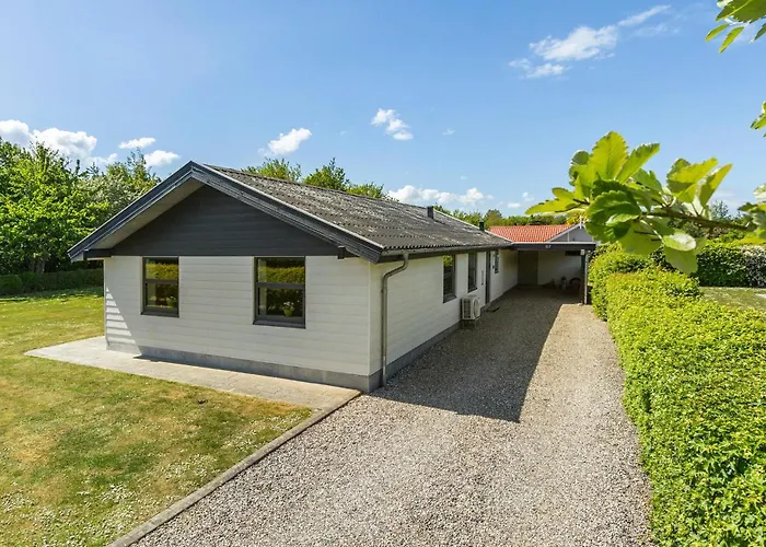 Casa vacanze 3 Bedroom Stunning In Sydals Skovmose